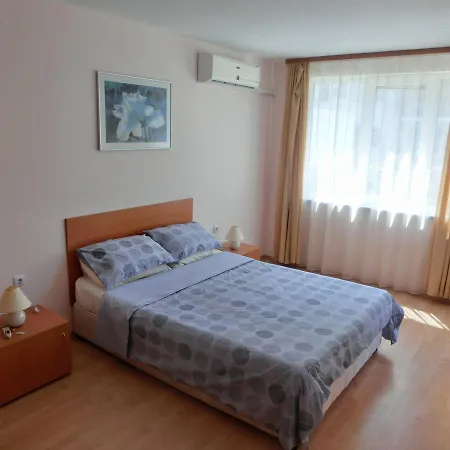 Apartment Panorama On Complex With Pools And Beach, Sveti Vlas